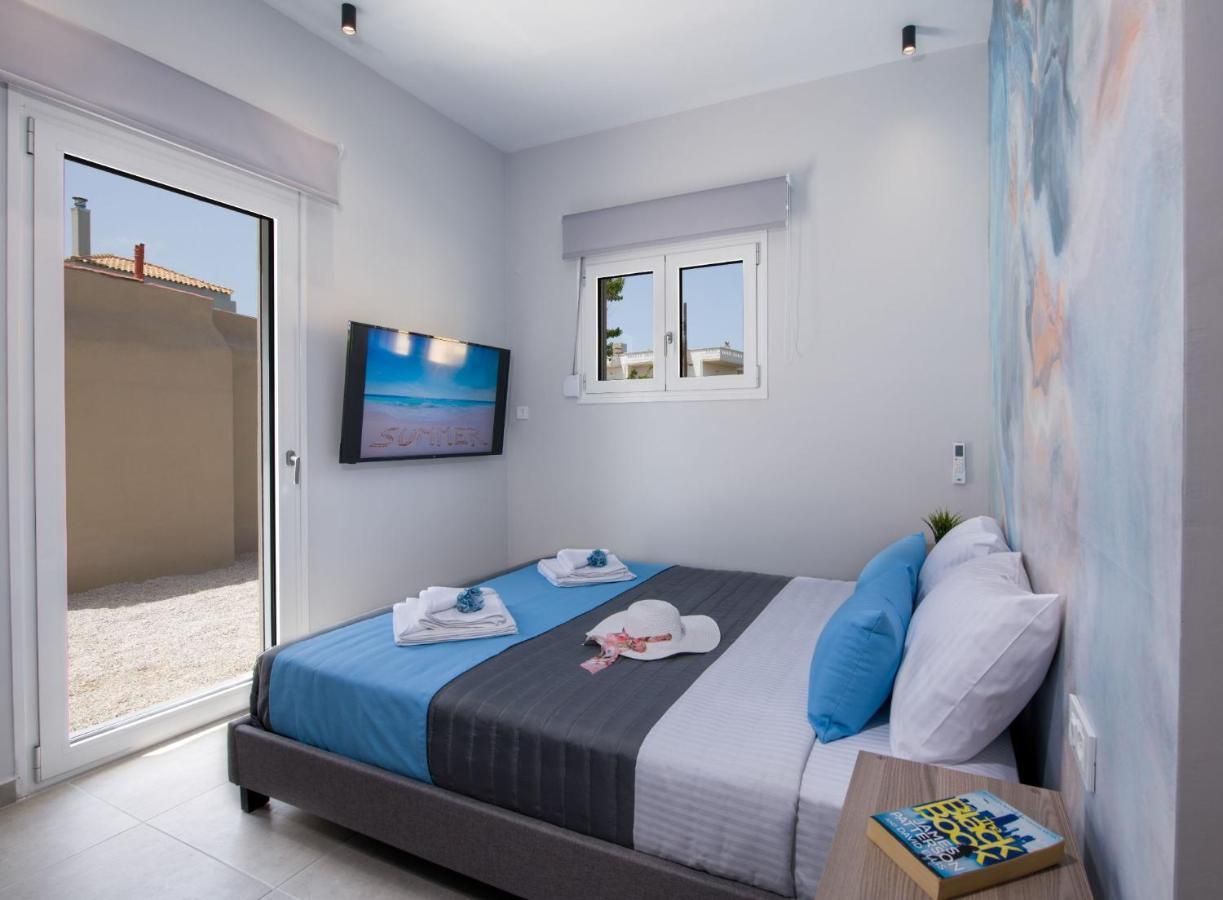 Luxury Villa Eva-Mari With Jacuzzi, 50M From The Beach สตาโลส ภายนอก รูปภาพ
